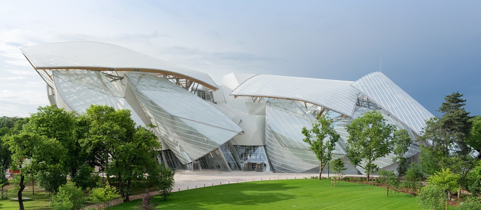 Discover the Louis Vuitton Foundation — Myboutiquehotel