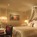 Bedroom Presidential Suite Hotel Balzac Paris
