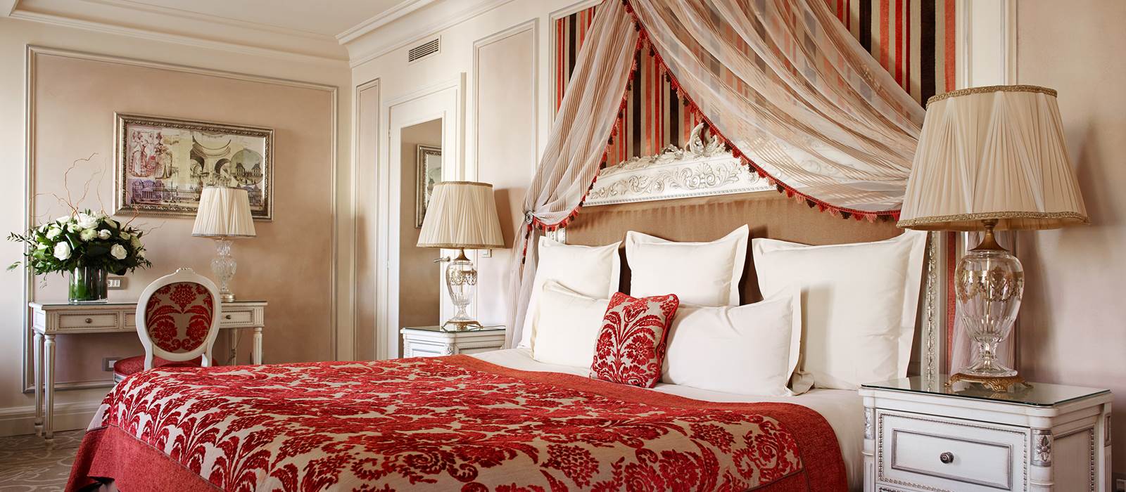 Executive & Deluxe Rooms Hotel Balzac Paris
